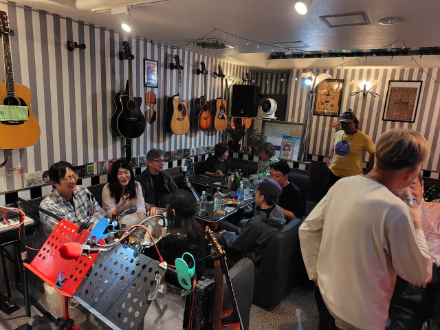 Acoustic HOUSE ガラスの言葉
